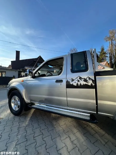 Nissan King Cab  Image 6