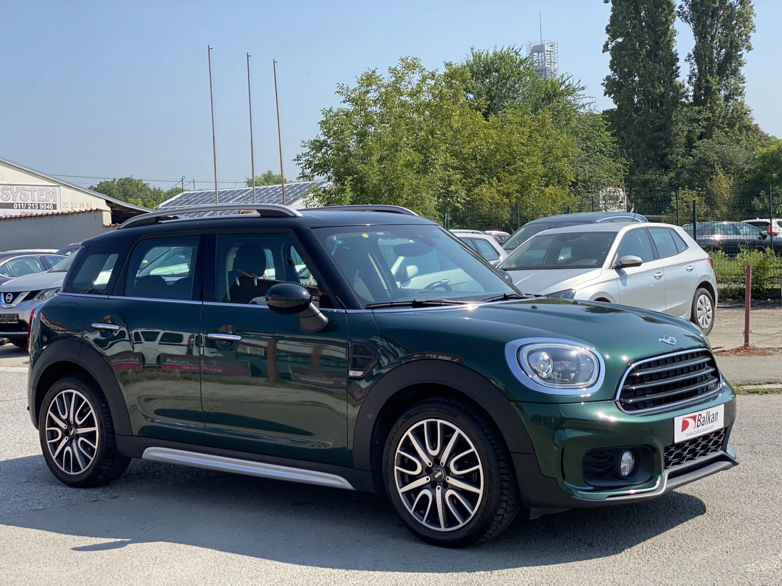 MINI Countryman COOPER 2.0D/JWC/AUT Image 3