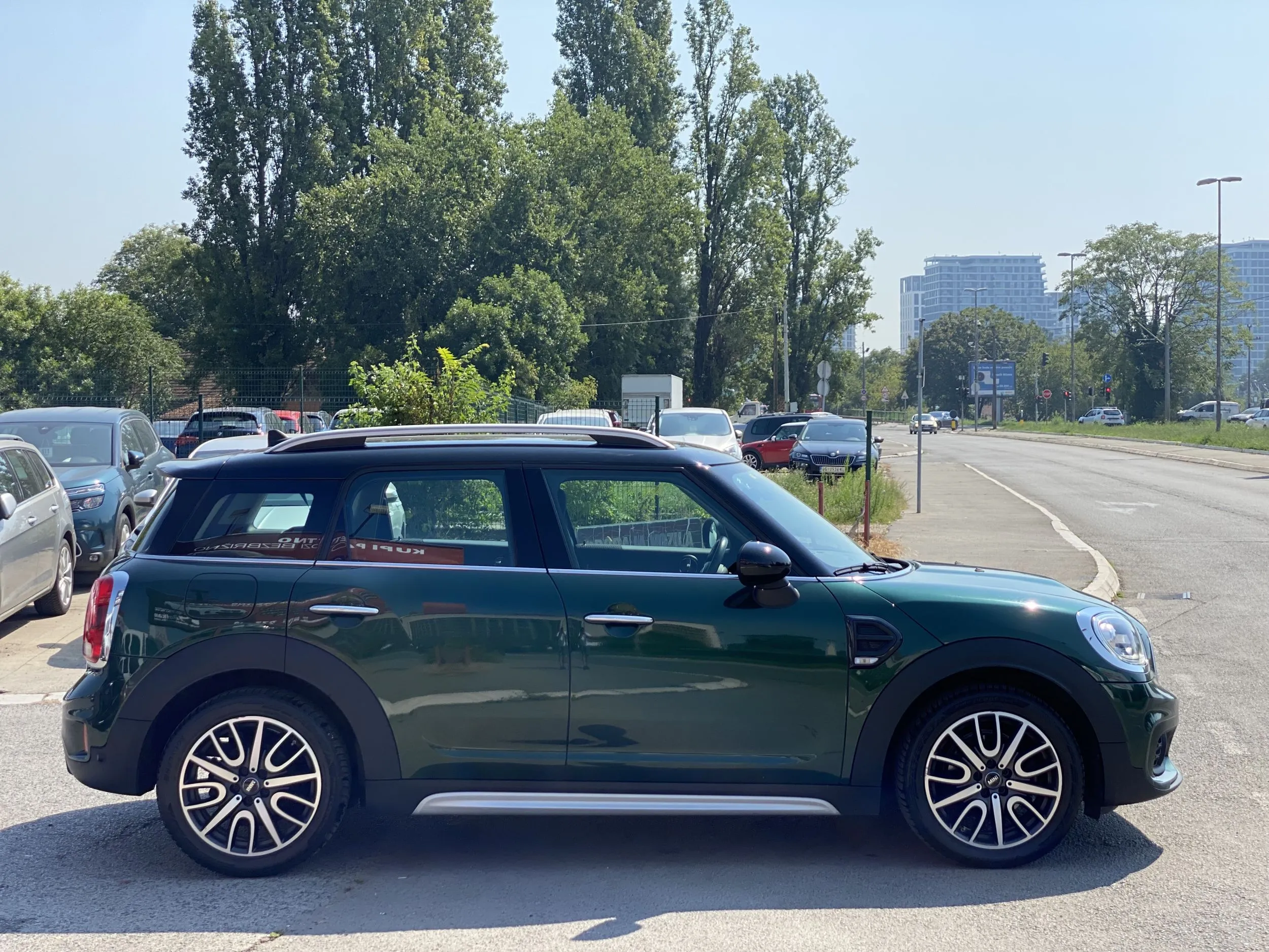 MINI Countryman COOPER 2.0D/JWC/AUT Image 4