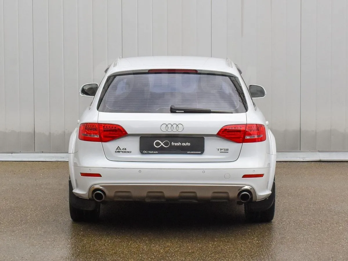 Audi A4  Image 8