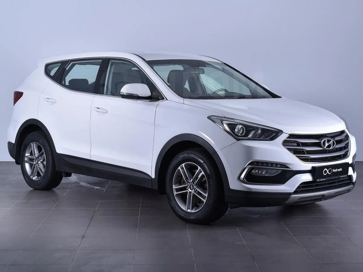 Hyundai Santa  Image 9