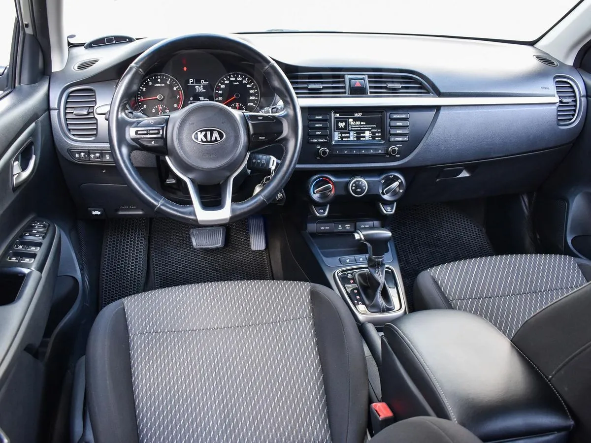 Kia Rio  Image 1
