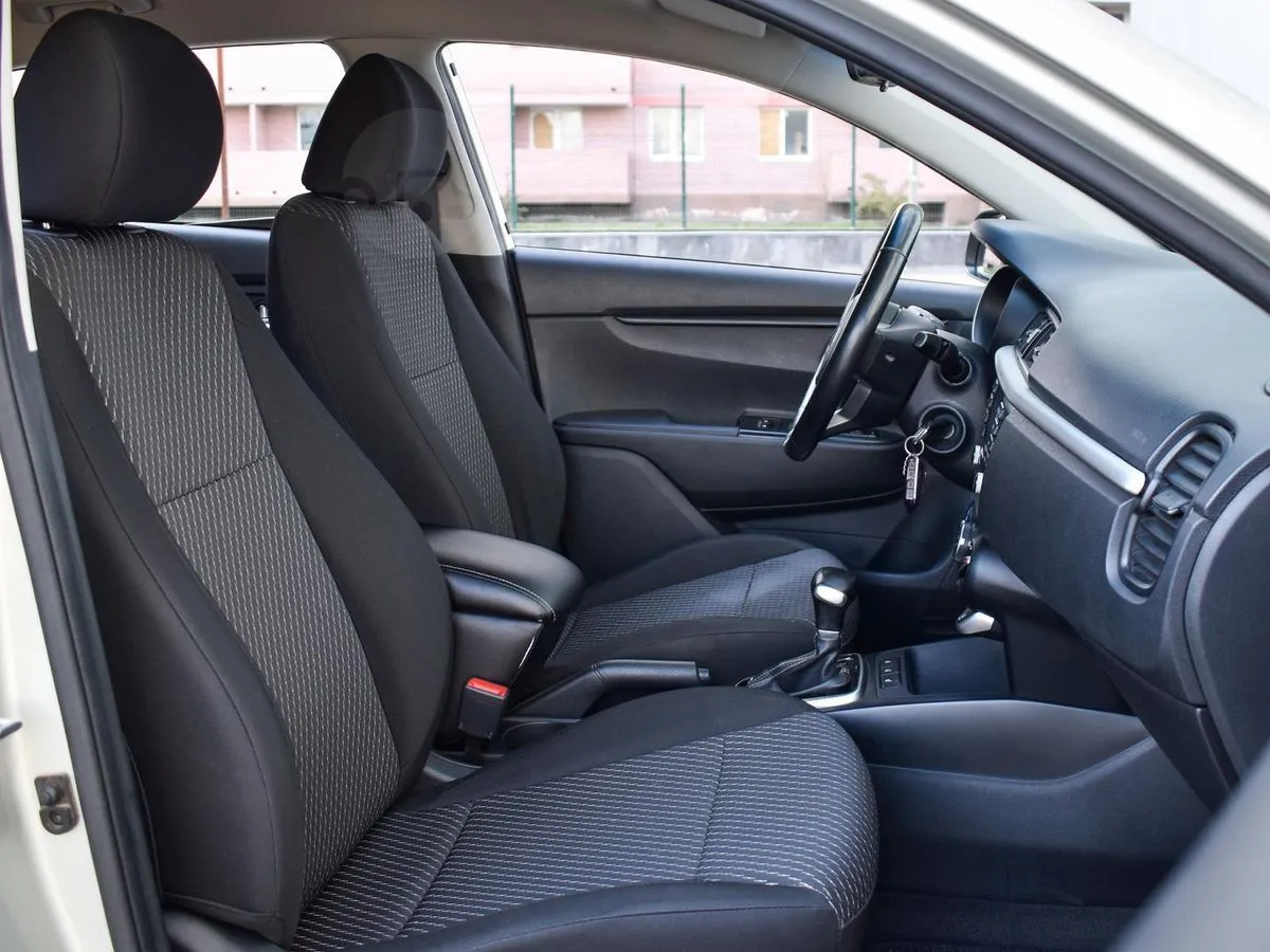 Kia Rio  Image 3