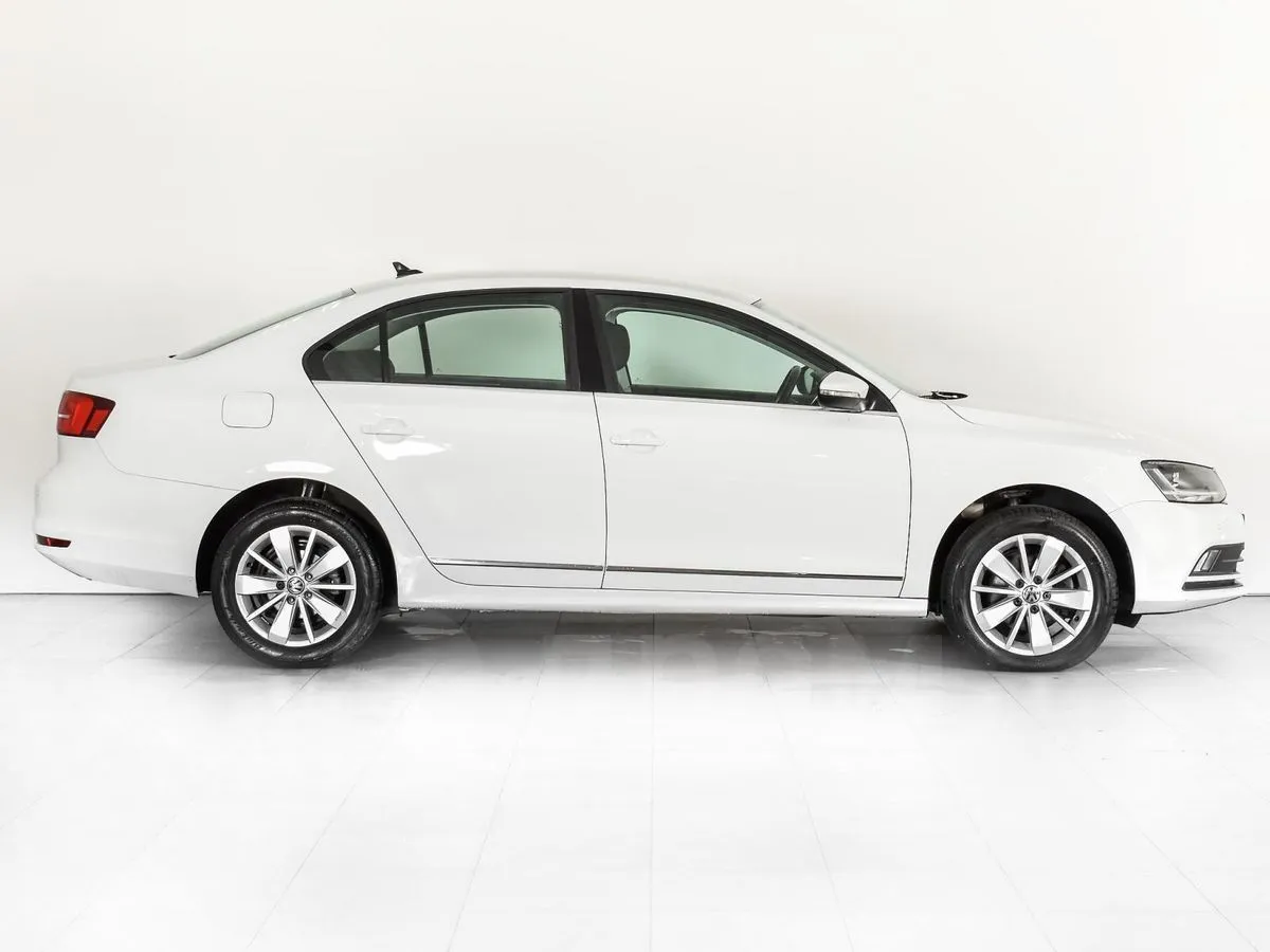 Volkswagen Jetta  Image 5