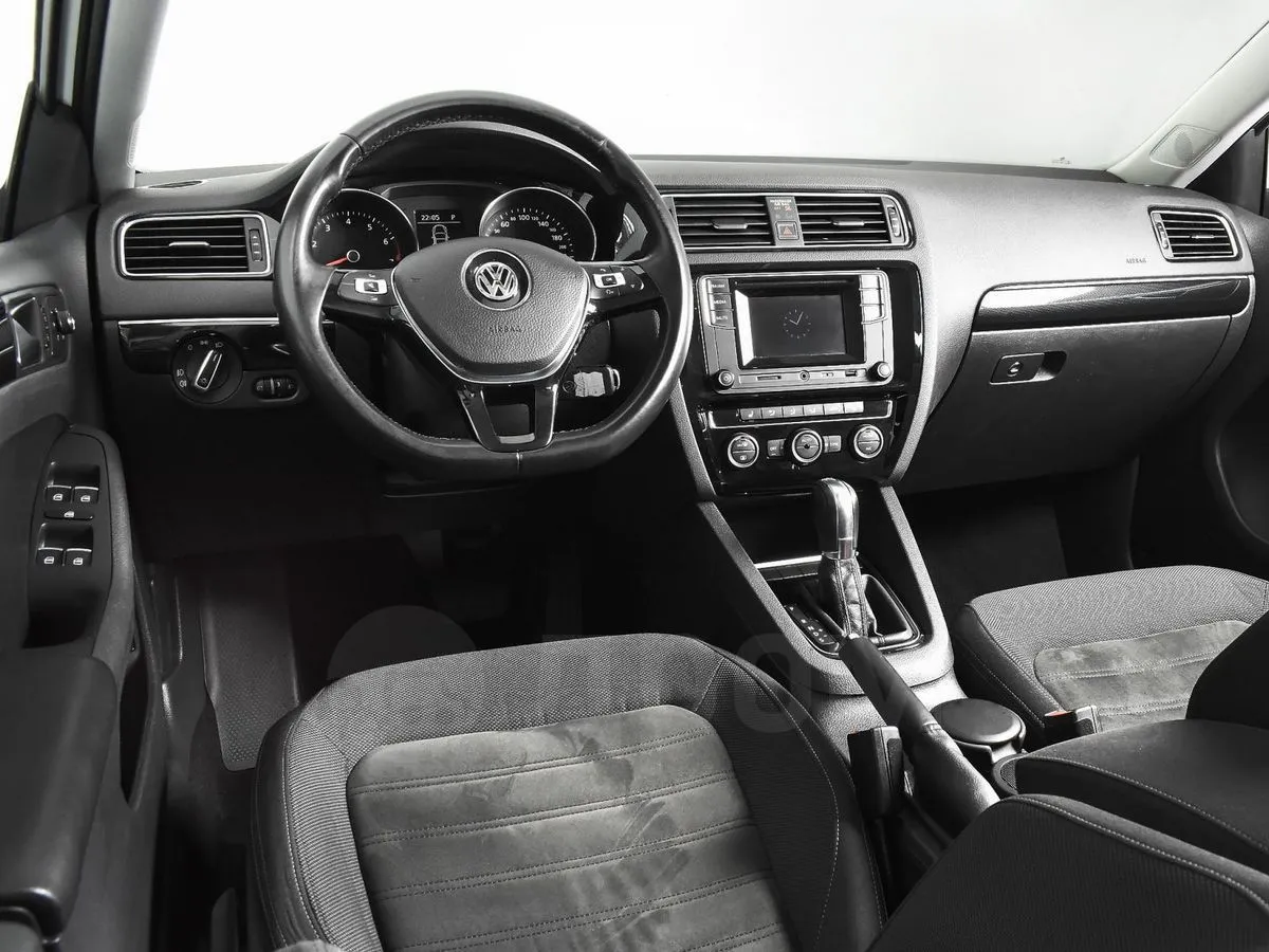 Volkswagen Jetta  Image 6