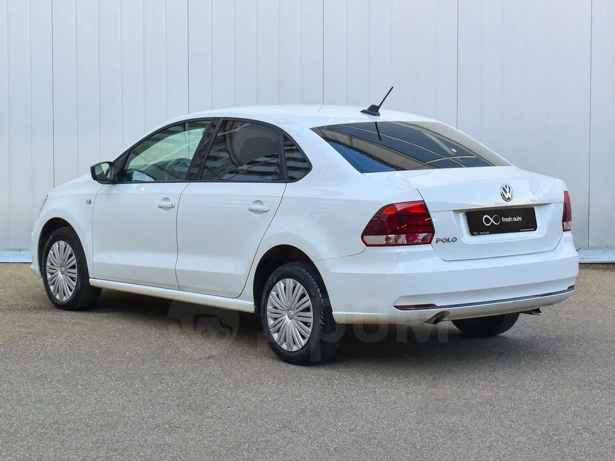 Volkswagen Polo  Image 9