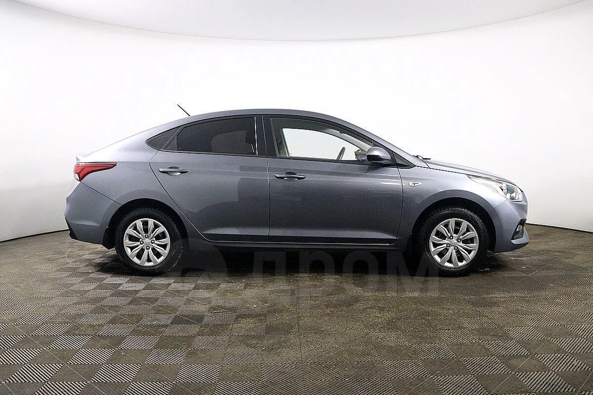 Hyundai Solaris  Image 4