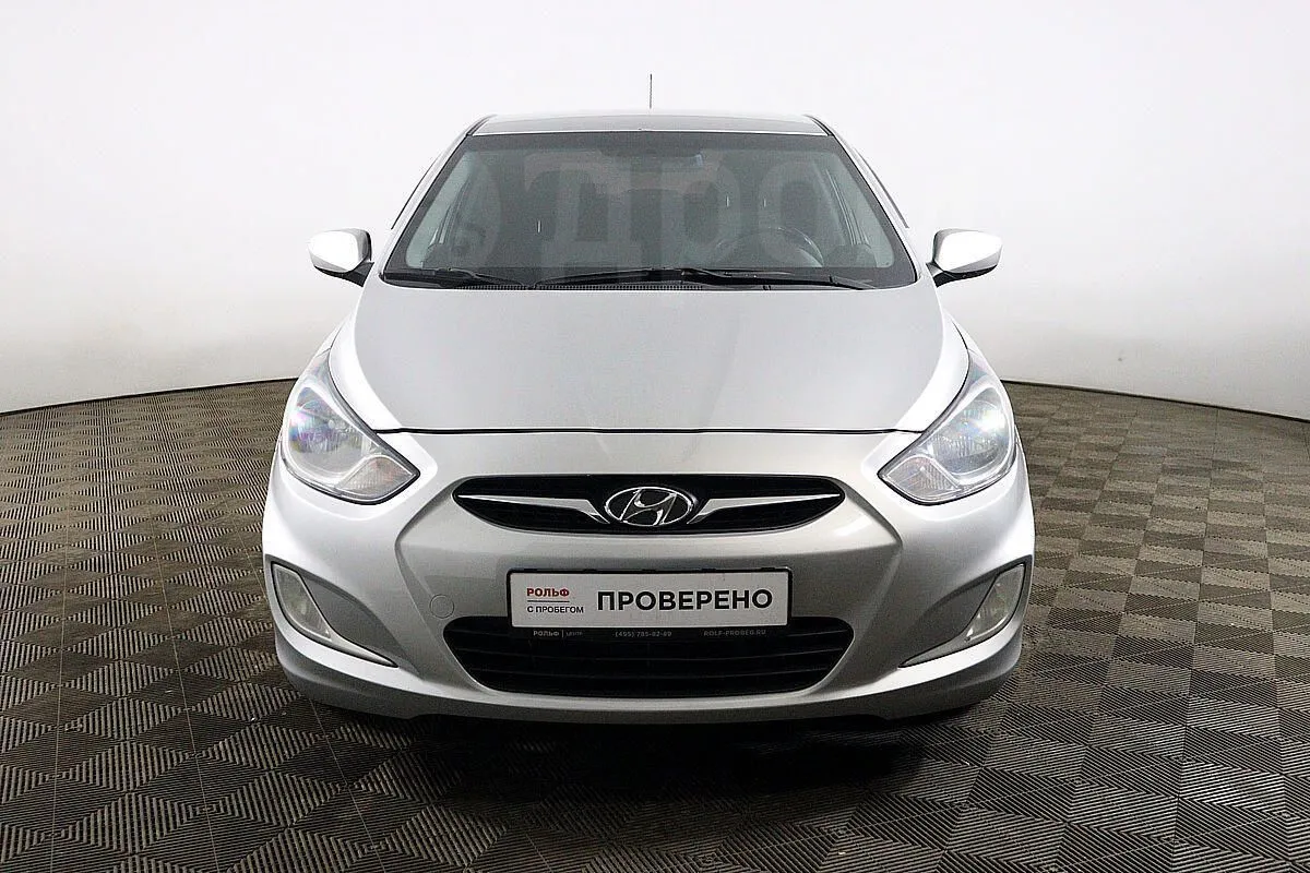 Hyundai Solaris  Image 2