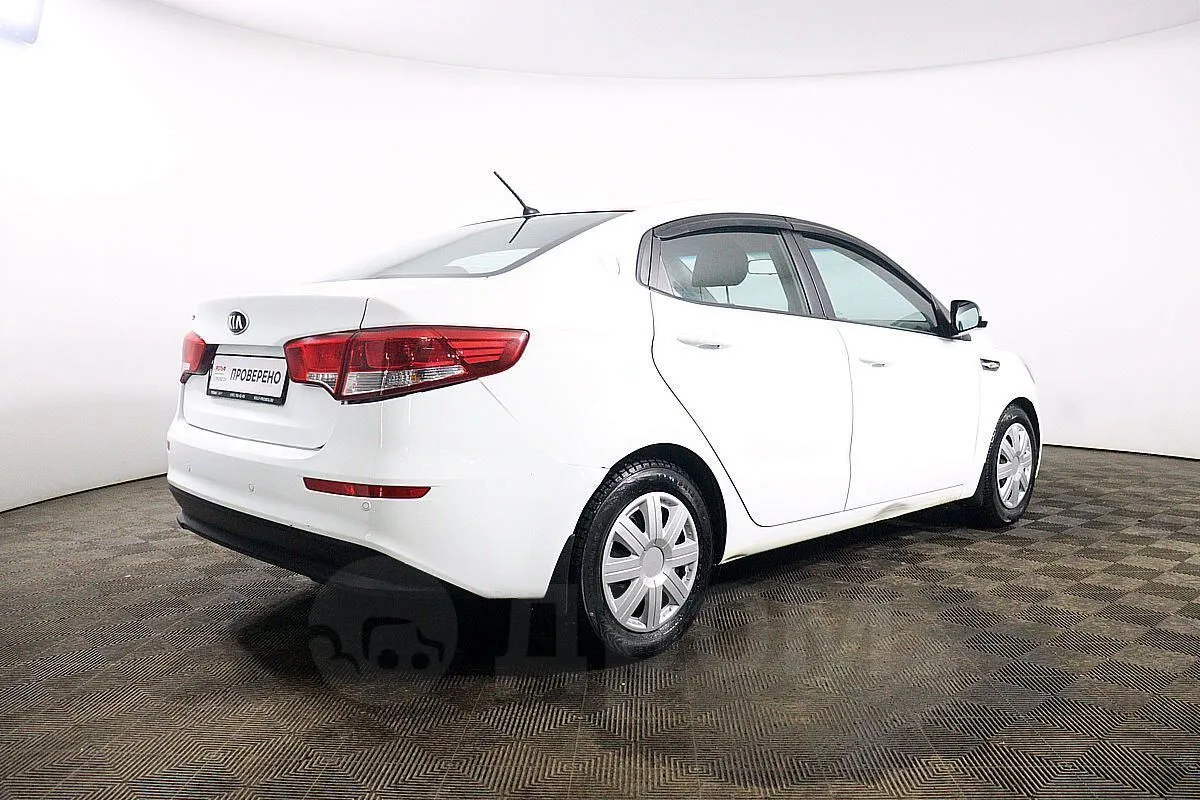 Kia Rio  Image 5
