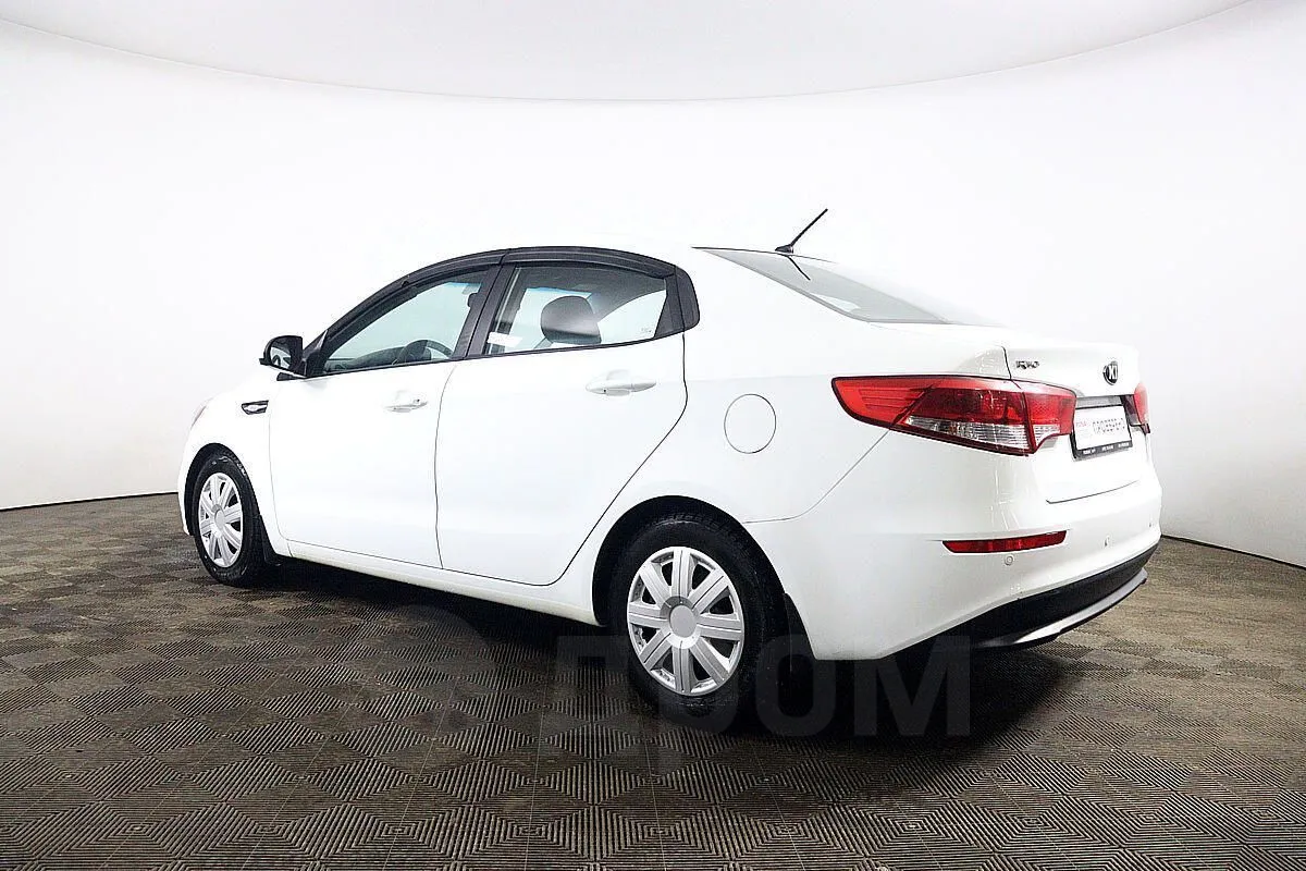 Kia Rio  Image 7