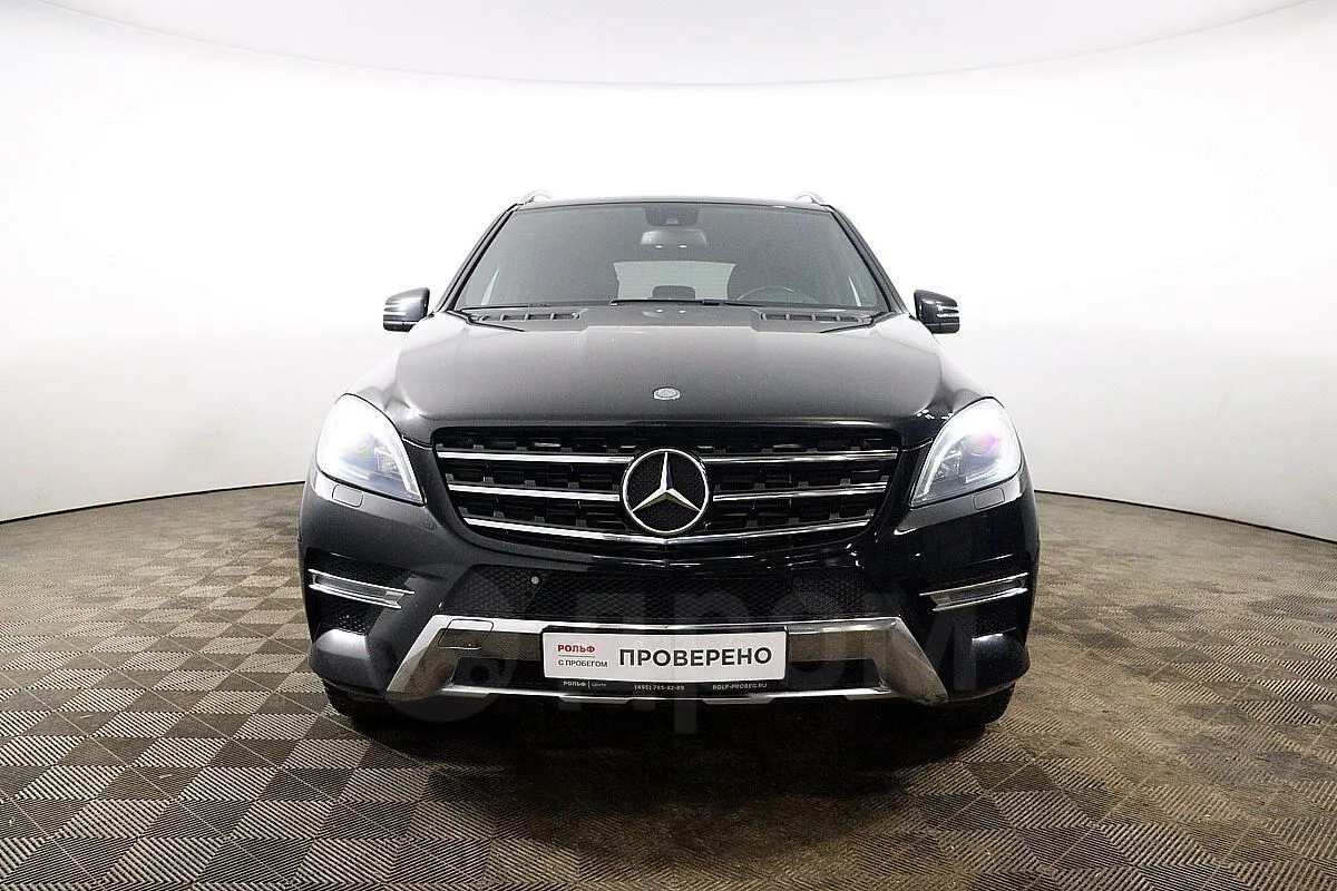 Mercedes-Benz M-Class  Image 2