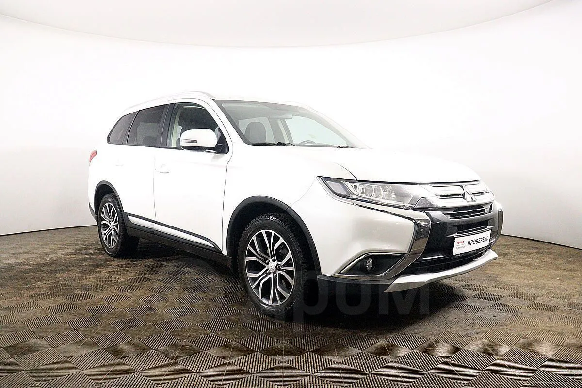 Mitsubishi Outlander  Image 3