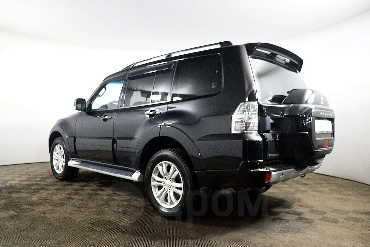 Mitsubishi Pajero  Image 7