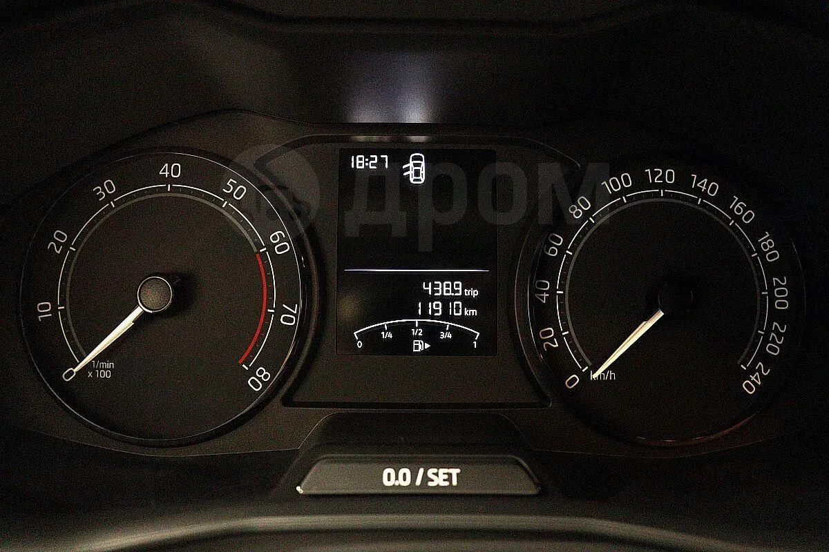 Skoda Rapid  Image 9