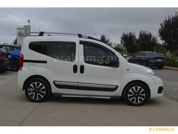 Fiat Fiorino Fiorino Combi 1.3 Multijet Safeline Image 9
