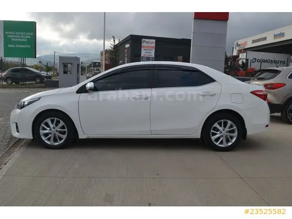 Toyota Corolla 1.4 D-4D Advance Image 10