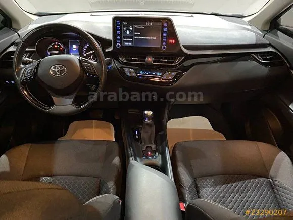 Toyota C-HR 1.8 Hybrid Flame Image 9