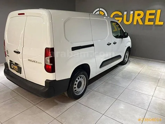 Toyota Proace City 1.5 D Vision Image 5