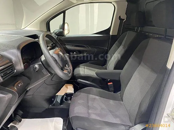 Toyota Proace City 1.5 D Vision Image 9