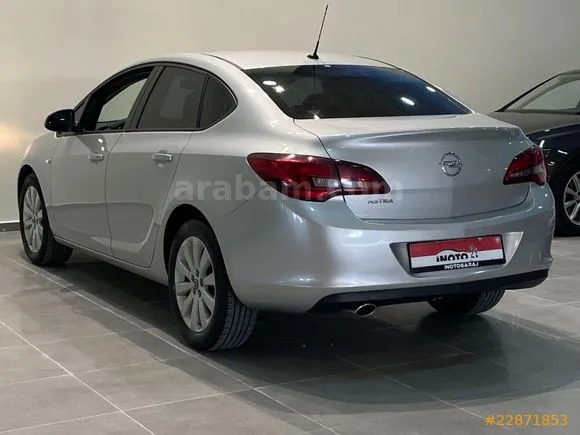 Opel Astra 1.4 T Edition Plus Image 4