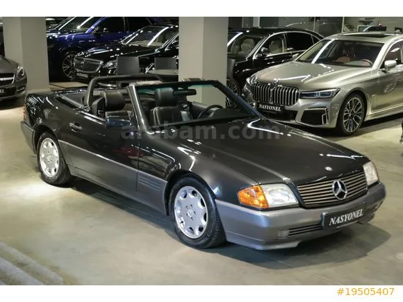 Mercedes - Benz SL 320 Image 9