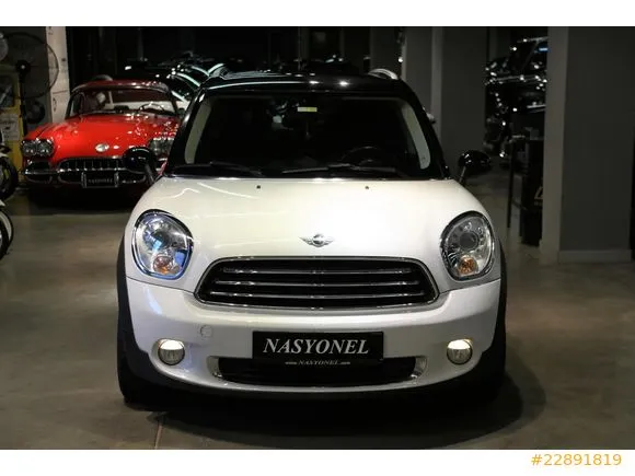 MINI Cooper Countryman 1.5 ALL4 Signature Image 4