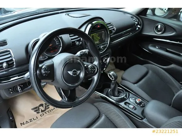 MINI Cooper Clubman 1.5 Chili Image 10