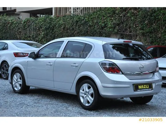 Opel Astra 1.6 Essentia Image 3