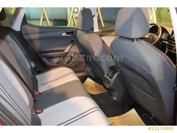 Seat Leon 1.0 eTSI Style Plus Image 10