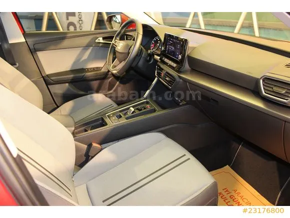 Seat Leon 1.0 eTSI Style Plus Image 9