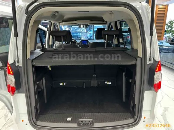 Ford Tourneo Courier 1.5 TDCi Titanium Plus Image 9