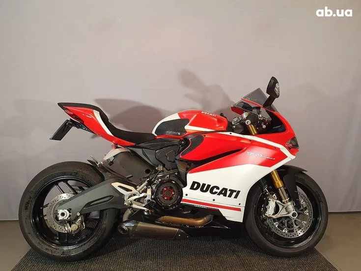 Ducati 959  Image 1