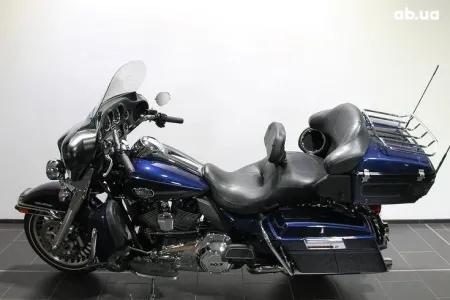 Harley-Davidson FLHTCU 