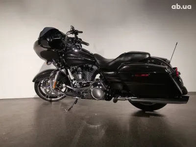 Harley-Davidson FLTRXS 
